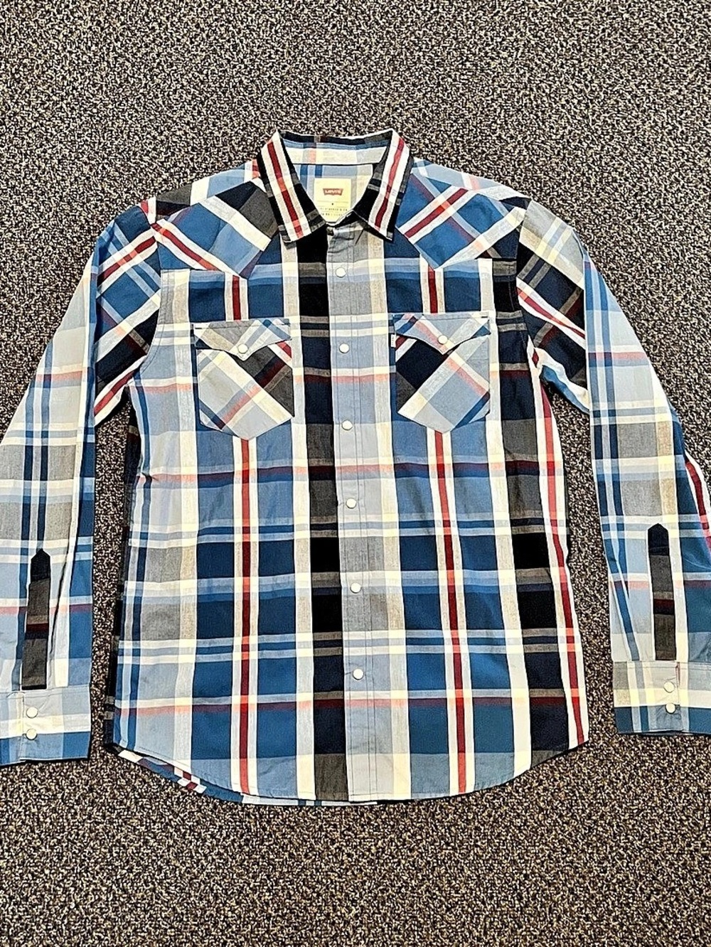Levi's Plaid Button Down in Blue & White Size Medium